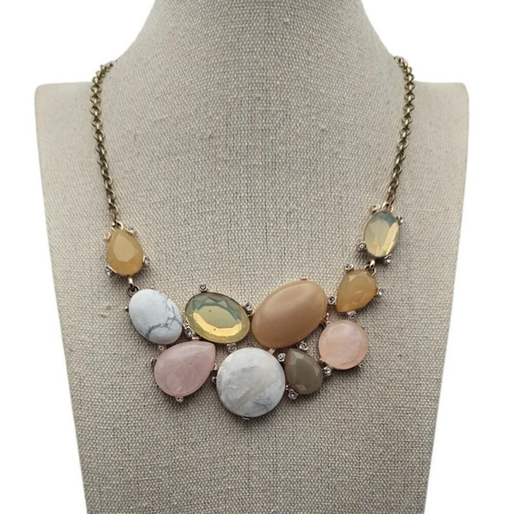 LOFT Pastel Stone Cluster Necklace Gold Tone Pink Neutral Garden Party Romantic